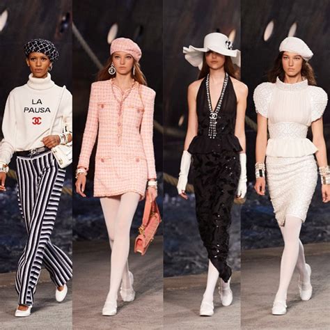 chanel deauville cruise 2018|DETAILS CRUISE 2018/19 .